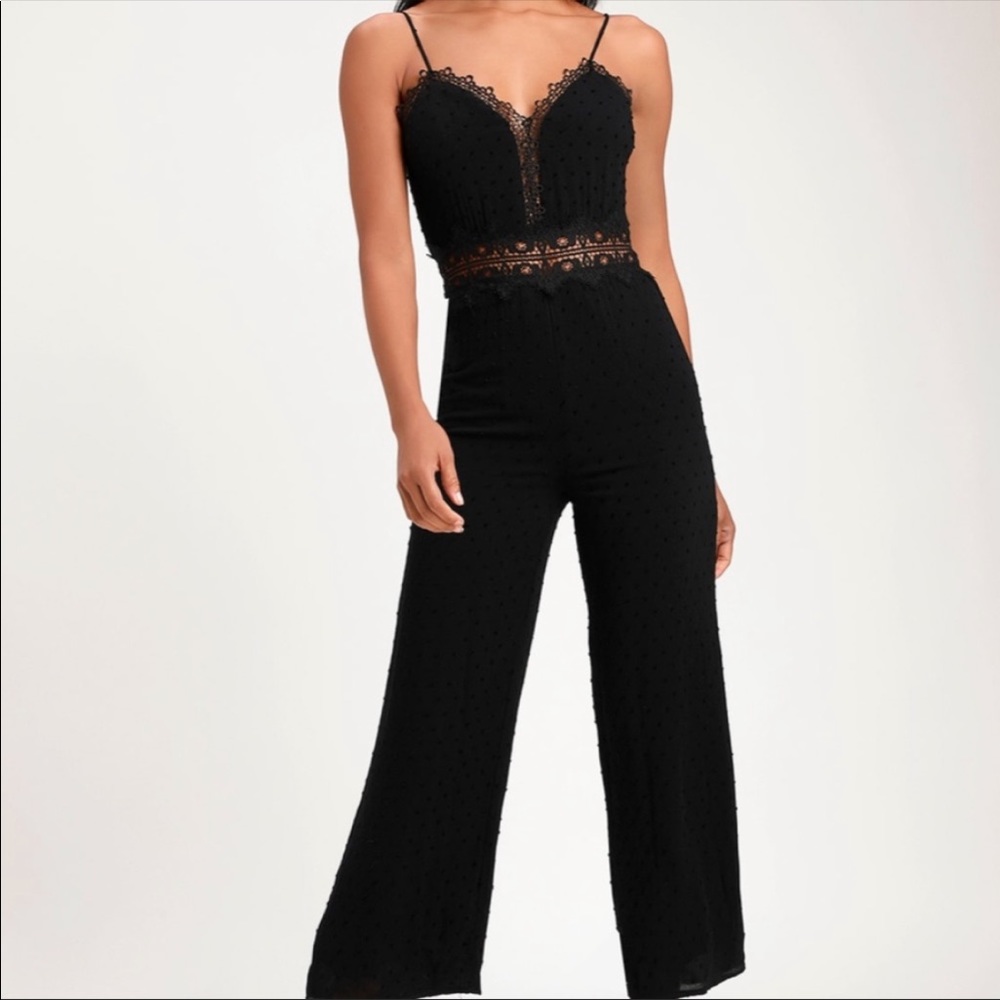 **SOLD** ..Lulu’s Leeta black Swiss dot jumper